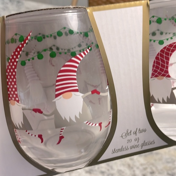 *NEW* Set of 2 Stemless Wine Glasses - Picture 2 of 2